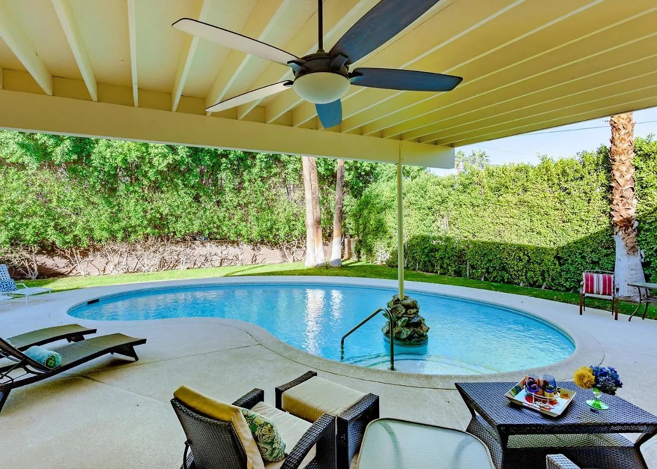 بيت للعطل Chi Chi House - 3 Bedroom بالم سبرينغس