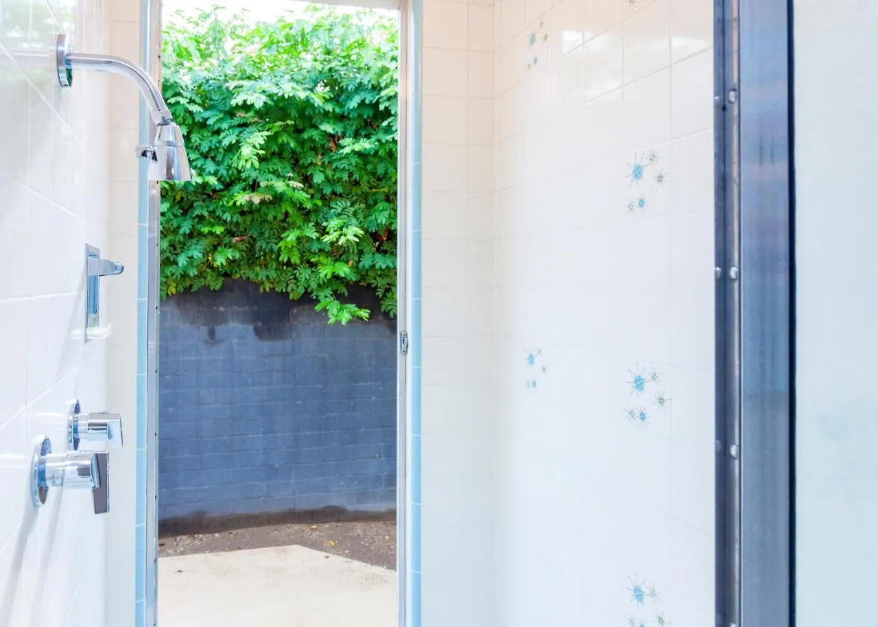 Chi Chi House - 3 Bedroom بالم سبرينغس